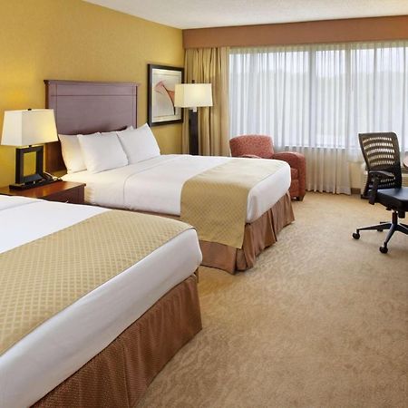 Doubletree By Hilton Fayetteville Zewnętrze zdjęcie