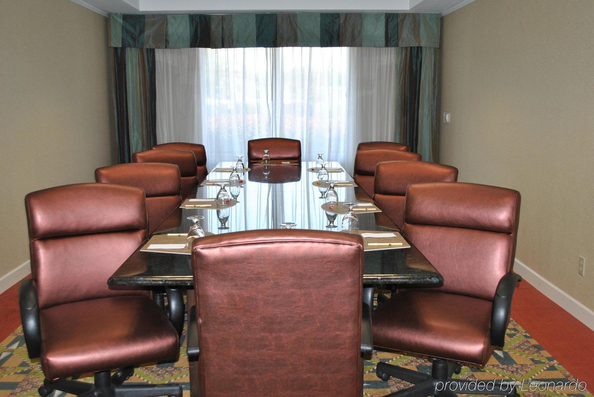Doubletree By Hilton Fayetteville Zewnętrze zdjęcie