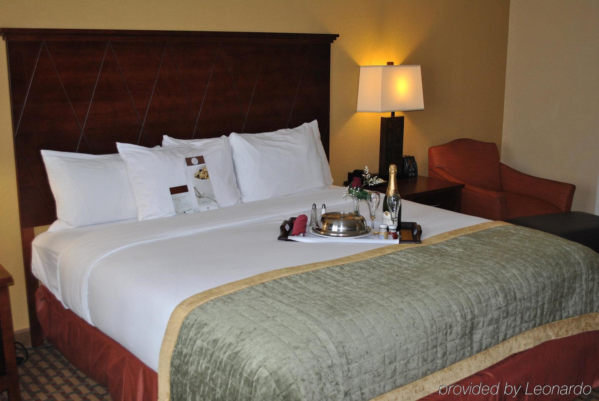 Doubletree By Hilton Fayetteville Zewnętrze zdjęcie