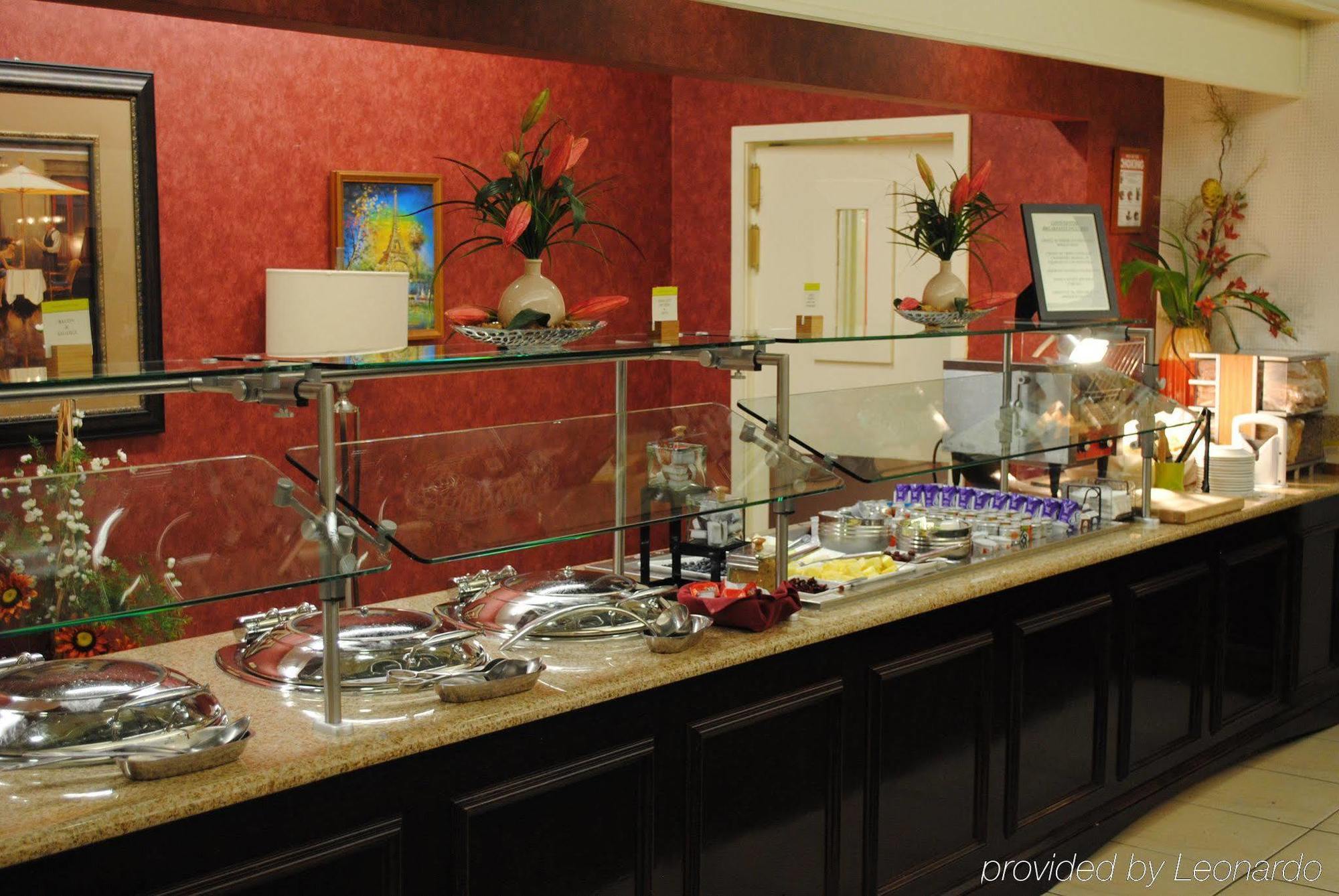 Doubletree By Hilton Fayetteville Zewnętrze zdjęcie